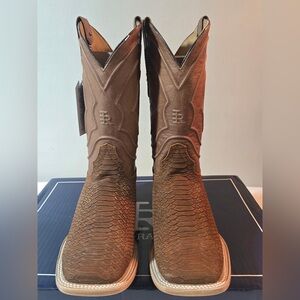 Men's Western Boots Square Toe by Iron Ranch NWT Size 9.5